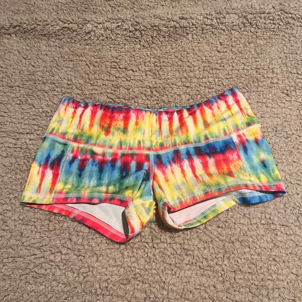 Fleo low rise contour shorts